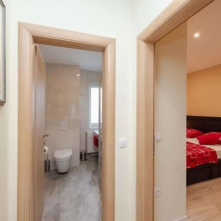 In Sukosan/zadar Riviera 7897 Apartment