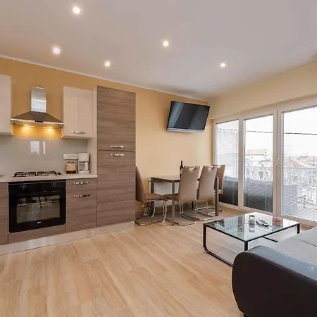 Apartment In Sukosan/zadar Riviera 7897