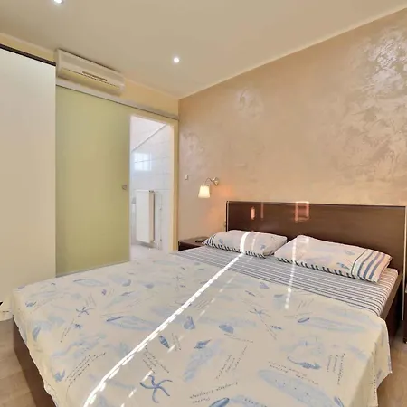 Apartment In Sukosan/zadar Riviera 7897 Sukosan