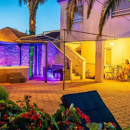 In - Zadar Riviera 7897 Apartman